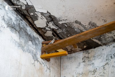 За лаштунками Одеської кіностудії: як війна загрожує унікальній колекції реквізиту За лаштунками Одеської кіностудії: як війна загрожує унікальній колекції реквізиту