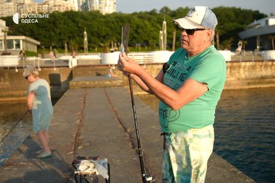 Ранкова риболовля в Одесі: історії, снасті та улов з пляжу «Ланжерон» Ранкова риболовля в Одесі: історії, снасті та улов з пляжу «Ланжерон»