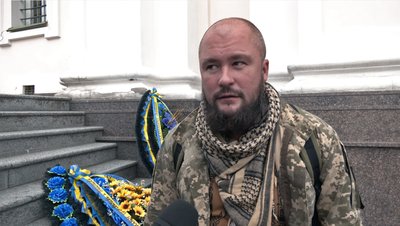 Не дочекався народження двійнят: у Луцьку попрощалися з 34-річним стрільцем Михайлом Кузьмою Не дочекався народження двійнят: у Луцьку попрощалися з 34-річним стрільцем Михайлом Кузьмою