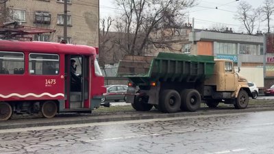 Блекаут на Дніпропетровщині: день другий. Як живуть міста області без світла та що каже влада