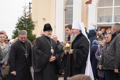 Митрополит Епіфаній освятив храм Пресвятої Трійці у селі на Черкащині Митрополит Епіфаній освятив храм Пресвятої Трійці у селі на Черкащині