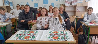 "Вони грають дуже добре": волонтер із Нідерландів ініціював для дітей на Рівненщині футбольний турнір "Вони грають дуже добре": волонтер із Нідерландів ініціював для дітей на Рівненщині футбольний турнір