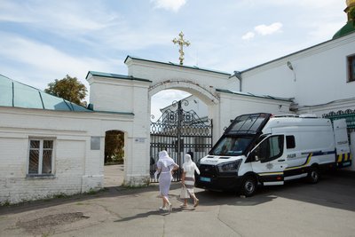 Комісію заповідника знову не пустили до корпусів Києво-Печерської Лаври Комісію заповідника знову не пустили до корпусів Києво-Печерської Лаври