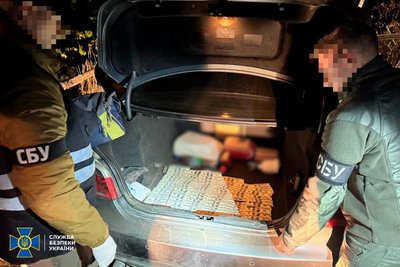Під час спроби переправити через держкордон України чоловіків затримали організаторів схеми — СБУ Рівненщини Під час спроби переправити через держкордон України чоловіків затримали організаторів схеми — СБУ Рівненщини