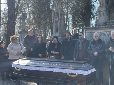 У Львові попрощалися зі скульптором та заслуженим митцем України Ярославом Мотикою У Львові попрощалися зі скульптором та заслуженим митцем України Ярославом Мотикою