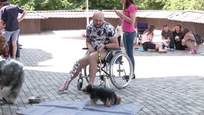 Каністерапія для поранених бійців