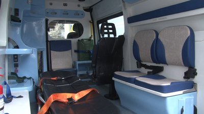 До Миколаєва прибули три автомобілі швидкої допомоги До Миколаєва прибули три автомобілі швидкої допомоги