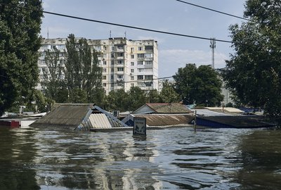 За ніч на Херсонщині вода спала на 31 сантиметр — голова ОВА За ніч на Херсонщині вода спала на 31 сантиметр — голова ОВА