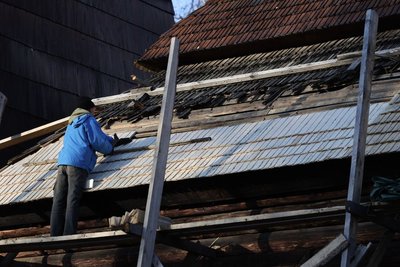 У львівському скансені реставрують церкву та стодолу У львівському скансені реставрують церкву та стодолу