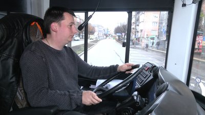 Водій тролейбуса Іван Курилов Водій тролейбуса Іван Курилов