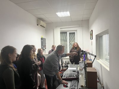 Майбутні журналісти знайомилися з роботою Суспільне Дніпро Майбутні журналісти знайомилися з роботою Суспільне Дніпро