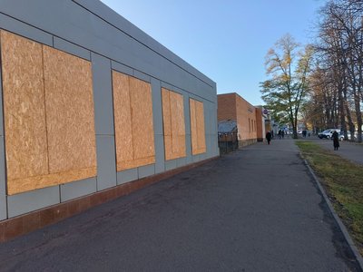 Який вигляд має Дніпро у тисячний день повномасштабної війни: фоторепортаж Який вигляд має Дніпро у тисячний день повномасштабної війни: фоторепортаж