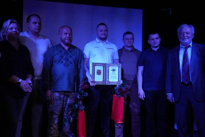 У Сумах медикам вручили орден Святого Пантелеймона: чим важлива відзнака У Сумах медикам вручили орден Святого Пантелеймона: чим важлива відзнака
