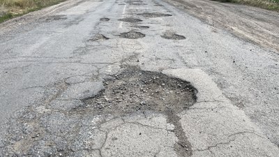 На Полтавщині не ремонтуватимуть дорогу Машівка-Карлівка: у чому причина На Полтавщині не ремонтуватимуть дорогу Машівка-Карлівка: у чому причина