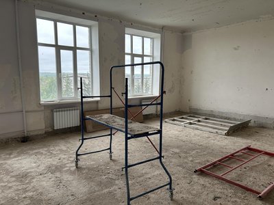 "Усе розвалено": у Кременчуці понад рік не можуть завершити реконструкцію спортивного ліцею "Усе розвалено": у Кременчуці понад рік не можуть завершити реконструкцію спортивного ліцею