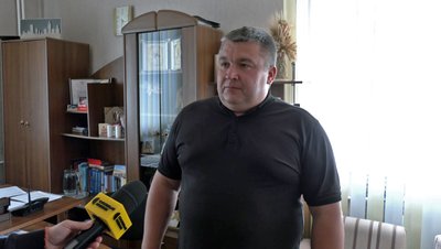 "Можна дзьоба розбити": два села на Волині п'ятий рік без автобуса через бездоріжжя "Можна дзьоба розбити": два села на Волині п'ятий рік без автобуса через бездоріжжя
