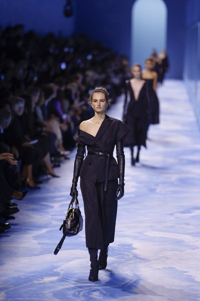 Натхненна Олімпійськими іграми: що відомо про нову колекцію Dior Натхненна Олімпійськими іграми: що відомо про нову колекцію Dior