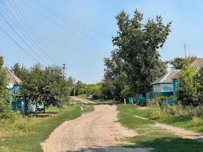 Волонтери Червоного Хреста евакуювали жінку з 5-кілометрової прикордонної зони на Сумщині