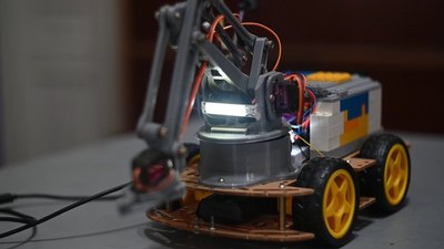 П’ятикласник з Хмельниччини створив робота-розмінувальника: яка технологія його функціонування П’ятикласник з Хмельниччини створив робота-розмінувальника: яка технологія його функціонування