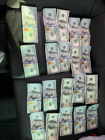 Намагався підкупити прикордонника: на Одещині затримали чоловіка Намагався підкупити прикордонника: на Одещині затримали чоловіка