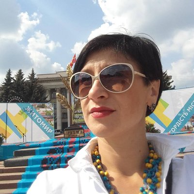 Волонтерський мистецький десант "Відсіч" у Житомирі: діти війни читатимуть вірші про війну