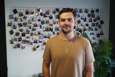 "Відвідувачі можуть відчути себе вдома". Переселенці з Покровська відкрили кав’ярню в Дніпрі "Відвідувачі можуть відчути себе вдома". Переселенці з Покровська відкрили кав’ярню в Дніпрі