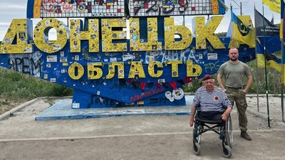 "Моє місце проживання — вся Україна": 77-річний волонтер "дядя Гриша з Херсону" завітав до Чернігова "Моє місце проживання — вся Україна": 77-річний волонтер "дядя Гриша з Херсону" завітав до Чернігова