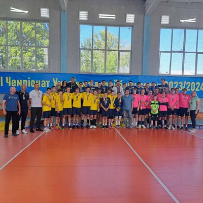 Чемпіонат з волейболу, "Дитяча ліга", Тернопільщина, червень 2024 Чемпіонат з волейболу, "Дитяча ліга", Тернопільщина, червень 2024