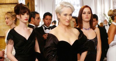 Кадр з екранізації книги "Диявол носить Prada" Лорен Вайсбергер Кадр з екранізації книги "Диявол носить Prada" Лорен Вайсбергер