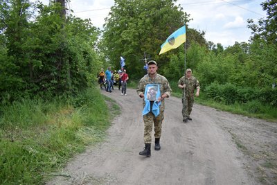 "Загинув, рятуючи побратима": на Одещині простилися з бійцем танкової бригади "Загинув, рятуючи побратима": на Одещині простилися з бійцем танкової бригади