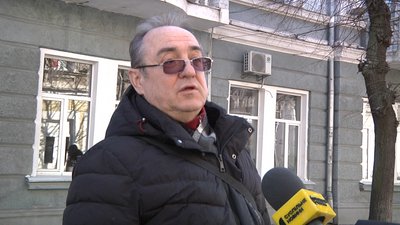 Холод у квартирах після завершення опалювального сезону: як реагують житомиряни Холод у квартирах після завершення опалювального сезону: як реагують житомиряни