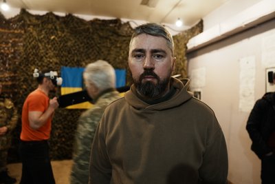 Пересувний симулятор для знищення "шахедів": як українські бійці тренуються нищити російські БпЛА Пересувний симулятор для знищення "шахедів": як українські бійці тренуються нищити російські БпЛА