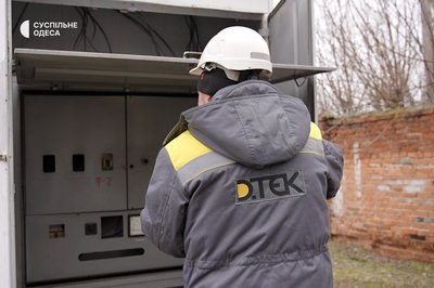 "У мене також немає світла": історія ветерана-енергетика з Одещини, який повернувся до роботи після поранення "У мене також немає світла": історія ветерана-енергетика з Одещини, який повернувся до роботи після поранення