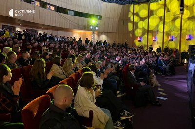 Принц Гаррі відвідав форум "Ігор Нескорених" у Києві: про відновлення ветеранів через спорт Принц Гаррі відвідав форум "Ігор Нескорених" у Києві: про відновлення ветеранів через спорт