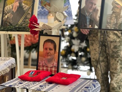 У Вінниці прощаються з оборонцем Костянтином Штифураком У Вінниці прощаються з оборонцем Костянтином Штифураком