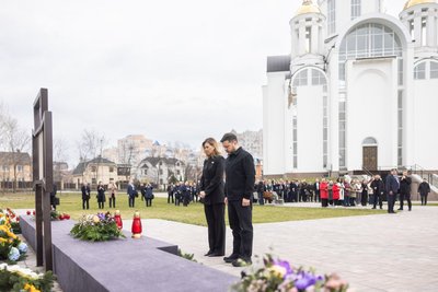 Четверті роковини деокупації Бучі: президент та іноземні гості вшанували пам’ять убитих РФ українців Четверті роковини деокупації Бучі: президент та іноземні гості вшанували пам’ять убитих РФ українців