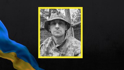 У Житомирі попрощалися з двома військовими — Віталієм Бурмістренком та Ігорем Якимовим У Житомирі попрощалися з двома військовими — Віталієм Бурмістренком та Ігорем Якимовим
