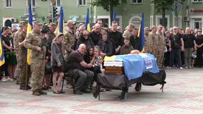 У Рівному попрощалися з військовими Євгеном Меламедом та Іваном Барановським У Рівному попрощалися з військовими Євгеном Меламедом та Іваном Барановським