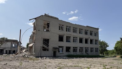 Зруйнована будівля дитсадк село Сергіївка Удачненська громада Донецька область 11 червня 2025 рік Зруйнована будівля дитсадк село Сергіївка Удачненська громада Донецька область 11 червня 2025 рік