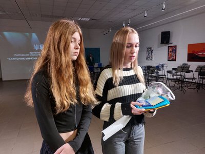 У Полтаві посмертно нагородили більше 40 українських військовослужбовців У Полтаві посмертно нагородили більше 40 українських військовослужбовців