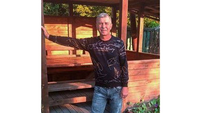 На Чернігівщині попрощалися з Владиславом Малишем, Сергієм Сухомлином та Володимиром Гужвою, які загинули на фронті На Чернігівщині попрощалися з Владиславом Малишем, Сергієм Сухомлином та Володимиром Гужвою, які загинули на фронті