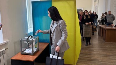 Олександра Ломака звільнили з посади секретаря Чернігівської міської ради
