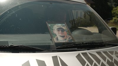 У Тернополі прощаються із загиблим військовим Олегом Шелетиним У Тернополі прощаються із загиблим військовим Олегом Шелетиним