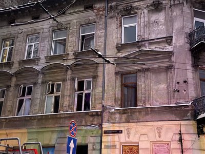 Влучання в дитмайданчик біля пам'ятника Бандері: що відомо про атаку РФ 15 січня по Львову Влучання в дитмайданчик біля пам'ятника Бандері: що відомо про атаку РФ 15 січня по Львову