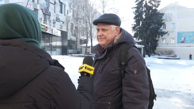 Хто повинен прибирати бурульки з дахів будинків в Житомирі Хто повинен прибирати бурульки з дахів будинків в Житомирі