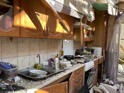 Херсон, обстріли, жовтень 2024, кухня, будинок Херсон, обстріли, жовтень 2024, кухня, будинок