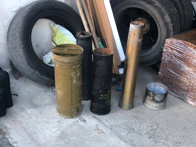 У Львові волонтери ящики з-під снарядів перетворюють на речі для інтер'єру У Львові волонтери ящики з-під снарядів перетворюють на речі для інтер'єру
