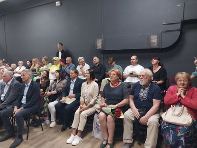 "Театр – це наше життя". Сумський театр для дітей та юнацтва відзначив ювілей "Театр – це наше життя". Сумський театр для дітей та юнацтва відзначив ювілей