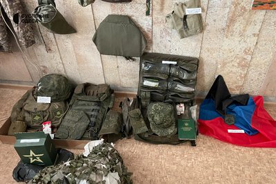 Уламки ракет та одяг військових: в музеї на Одещині відкрили експозицію присвячену війні Уламки ракет та одяг військових: в музеї на Одещині відкрили експозицію присвячену війні
