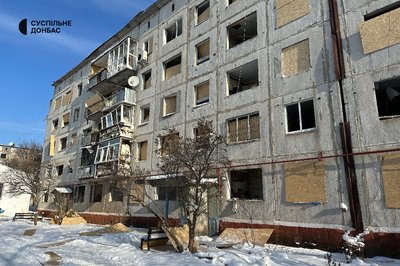 Удар ФАБ по Краматорську 16 січня: ексклюзивні кадри вибуху та свідчення людей, чий будинок пошкоджений вдруге цьогоріч Удар ФАБ по Краматорську 16 січня: ексклюзивні кадри вибуху та свідчення людей, чий будинок пошкоджений вдруге цьогоріч